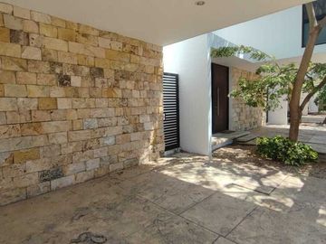 OPORTUNIDAD! VENTA DE TOWNHOUSE EN PRIVADA EN LA COL MAYA, ALTABRISA