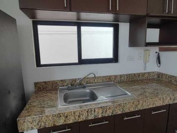 OPORTUNIDAD! VENTA DE TOWNHOUSE EN PRIVADA EN LA COL MAYA, ALTABRISA