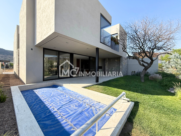 Casa en VENTA en Altozano