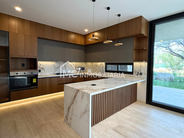 Casa en VENTA en Altozano