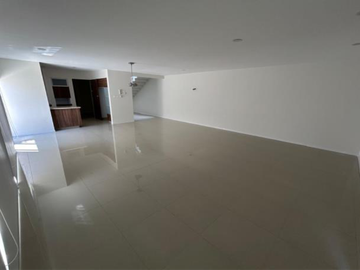HERMOSA CASA EN VENTA LOMAS DEL MOLINO