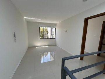 HERMOSA CASA EN VENTA LOMAS DEL MOLINO