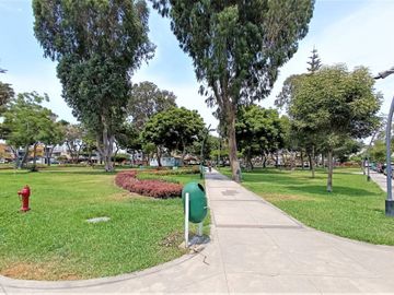 ¡SE ALQUILA LINDO DPTO FRENTE A PARQUE EN SAN BORJA!