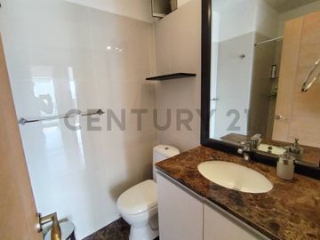 DEPARTAMENTO AMOBLADO EN ALQUILER - BARRIO MÉDICO