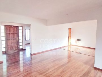 Vende Espectacular Casa en barrio residencial Concón