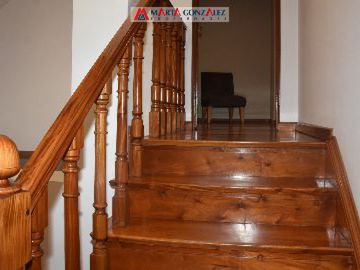 Casa  en Venta Villa Sarmiento / Moron (A120 3735)