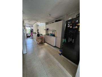 CASA EN VENTA EN EL POPULAR NORTE DE CALI