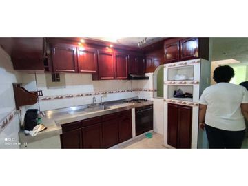CASA EN VENTA EN EL POPULAR NORTE DE CALI