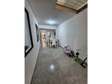 CASA EN VENTA EN EL POPULAR NORTE DE CALI
