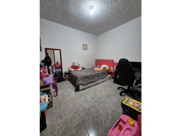 CASA EN VENTA EN EL POPULAR NORTE DE CALI