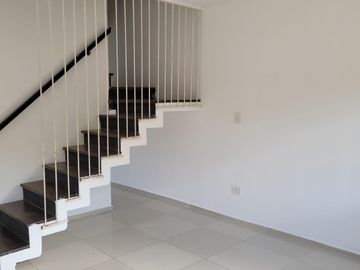 VENTA 2 Dorm APTO CREDITO  Pileta PH De las carretas 8245