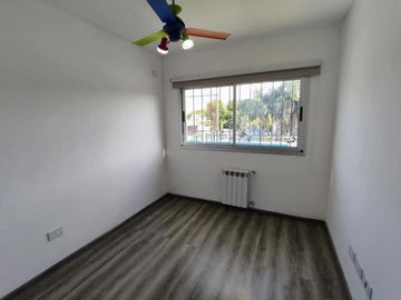 VENTA 2 Dorm APTO CREDITO  Pileta PH De las carretas 8245