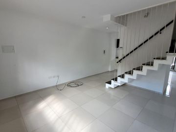 VENTA 2 Dorm APTO CREDITO  Pileta PH De las carretas 8245