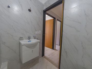Depto 3 ambientes con amplio jardín (Santo Tome 4400)