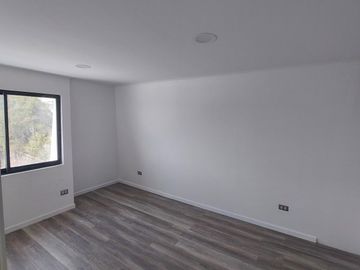 103M2, 4 DORMITORIOS, 2 BAÑOS, ESTACIONAMIENTO