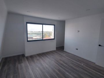 103M2, 4 DORMITORIOS, 2 BAÑOS, ESTACIONAMIENTO