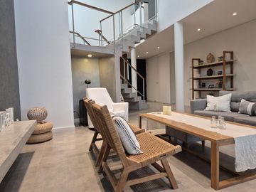 Moderna casa al Lago en Venta en Los Castaños - Nordelta