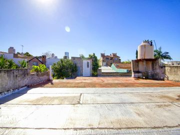 Casa en venta en Martinez 3 dormitorios /1 suite, jardín y cochera. Cerca Plaza.