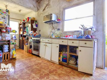 Casa en venta en Martinez 3 dormitorios /1 suite, jardín y cochera. Cerca Plaza.