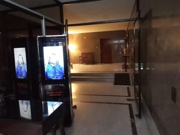 RECOLETA piso 3 ambientes con dependencia, piso alto, 205 m2-  A RECICLAR
