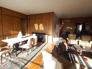 RECOLETA piso 3 ambientes con dependencia, piso alto, 205 m2-  A RECICLAR
