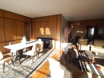 RECOLETA piso 3 ambientes con dependencia, piso alto, 205 m2-  A RECICLAR