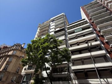 RECOLETA piso 3 ambientes con dependencia, piso alto, 205 m2-  A RECICLAR