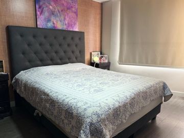 Venta de casa con piscina,142m2 construcción sector Alangasi
