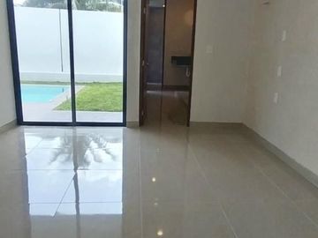 Casa en venta en el Norte de Mérida con piscina