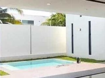 Casa en venta en el Norte de Mérida con piscina