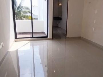 Casa en venta en el Norte de Mérida con piscina