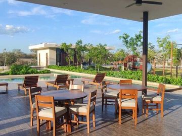 Casa en venta en el Norte de Mérida con piscina