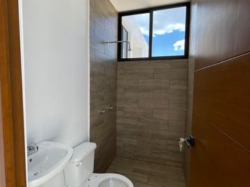 Venta de casa de una planta en Conkal dentro de privada