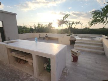 PENTHOUSE CON ROOFTOP, JACUZZI CON VISTA PANORAMICA, PRECIO PRE VENTA, LAGUNA DE BACALAR