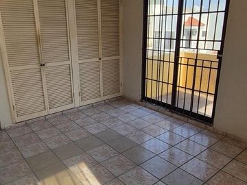 Casa en Venta en Fracc. Las Villas, Tampico Tamaulipas.