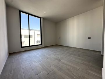 Casa en  venta con 4 recamaras en Parque Chiapas Lomas de Angelopolis Puebla