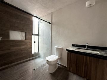 Casa en  venta con 4 recamaras en Parque Chiapas Lomas de Angelopolis Puebla