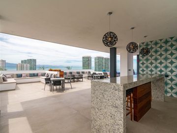 Departamento Amueblado en  Venta en Zoho Skies cerca a playa.