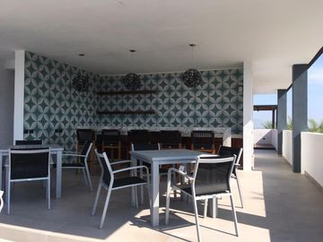 Departamento Amueblado en  Venta en Zoho Skies cerca a playa.