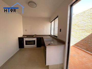 CASA EN VENTA FRACCIONAMIENTO INSURGENTES MUY CERCA DEL DISTRIBUIDOR JUÁREZ