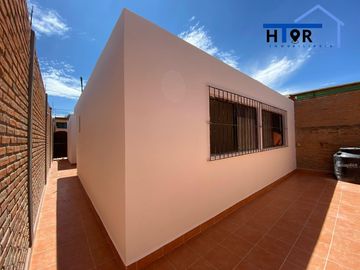 CASA EN VENTA FRACCIONAMIENTO INSURGENTES MUY CERCA DEL DISTRIBUIDOR JUÁREZ