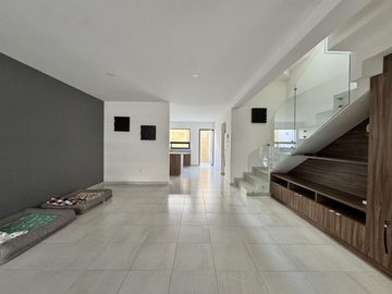 CASA EN VENTA EN FRACCIONAMIENTO CORTIJO SAN DIEGO, ZONA SAN PEDRO CHOLULA