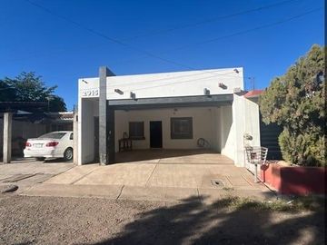 Casa en  urbivilla del sol