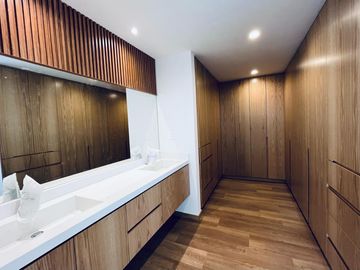Casa en  venta de 4 recamaras junto al nuevo Chedraui Lomas de Angelopolis