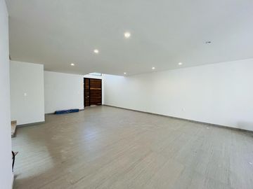 Casa en  venta de 4 recamaras junto al nuevo Chedraui Lomas de Angelopolis