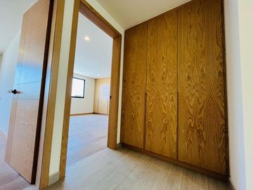 Casa en  venta de 4 recamaras junto al nuevo Chedraui Lomas de Angelopolis