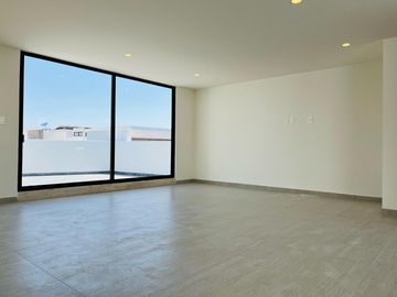 Casa en  venta de 4 recamaras junto al nuevo Chedraui Lomas de Angelopolis