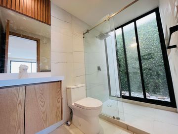 Casa en  venta de 4 recamaras junto al nuevo Chedraui Lomas de Angelopolis
