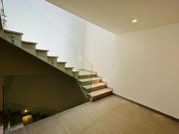 Casa en  venta de 4 recamaras junto al nuevo Chedraui Lomas de Angelopolis