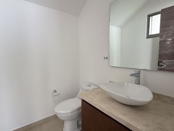 En privada de 4 casas